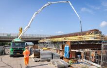 Duurzaam beton gestort bij zowel bij brug over de Amstel als de Bullewijk