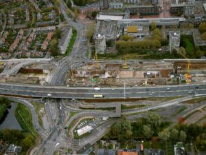 Luchtfoto van traject A9 ter hoogte van Amstelveen