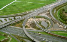 Luchtfoto van traject A9 ter hoogte van Amsterdam